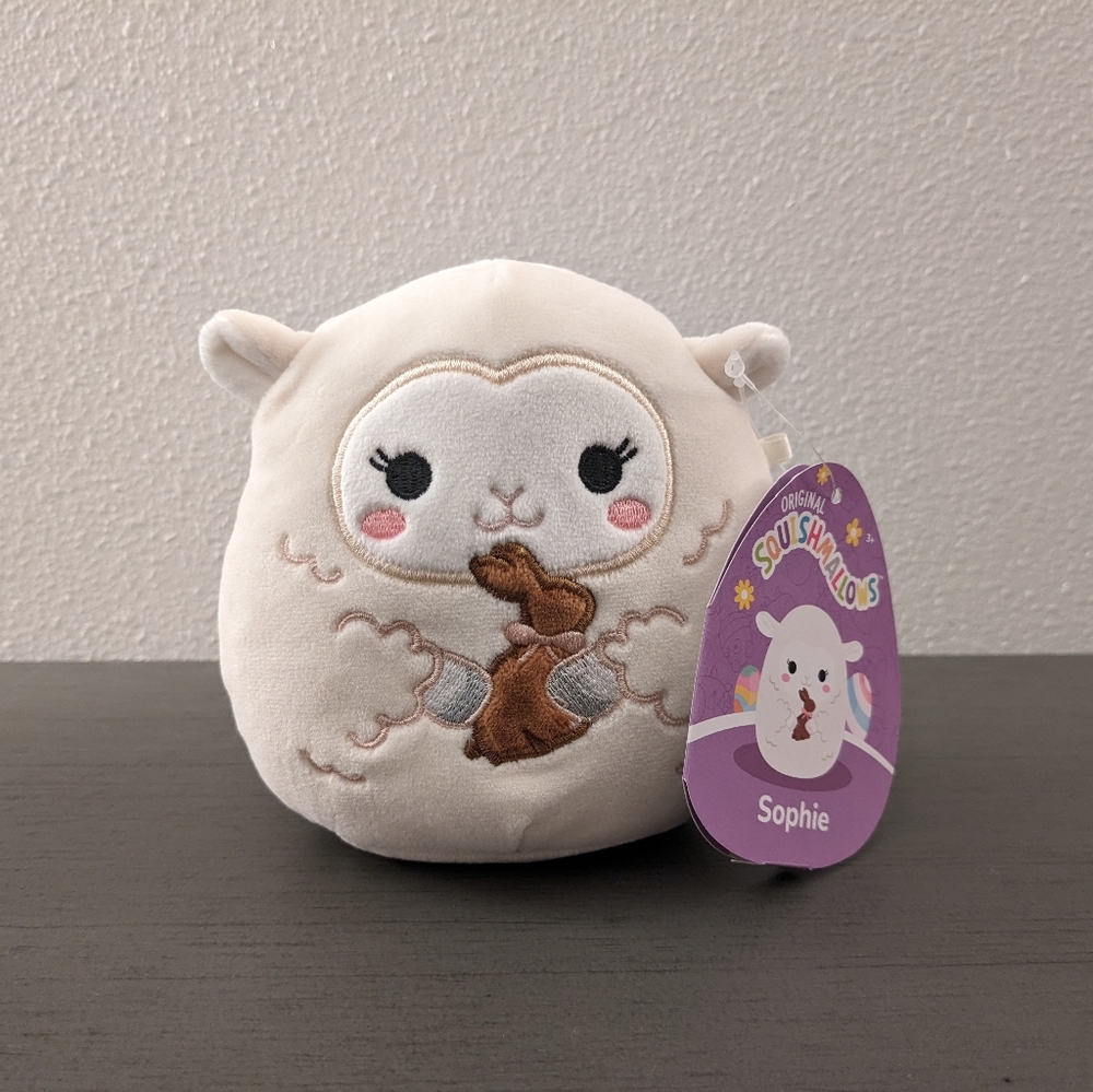 5" Sophie with chocolate bunny Squishmallow